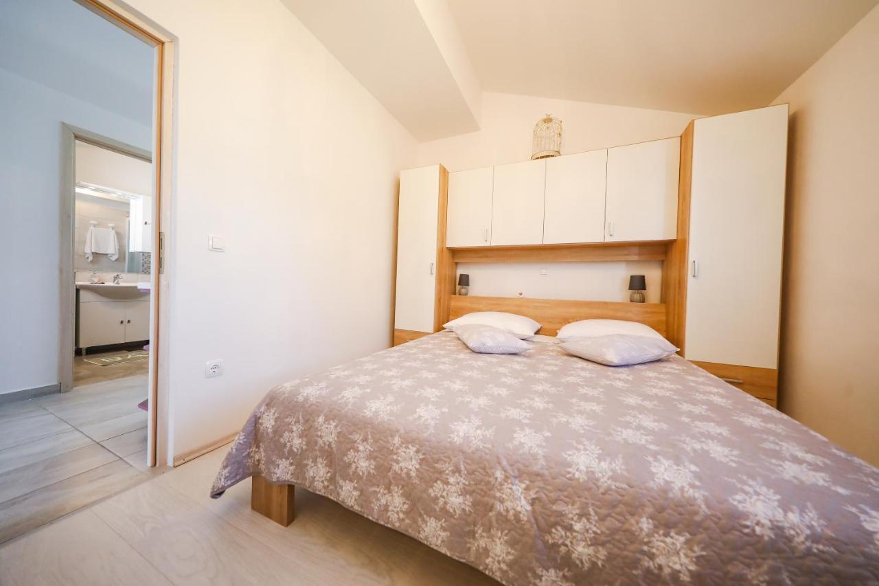 Holiday Home Ana Poljana  Εξωτερικό φωτογραφία