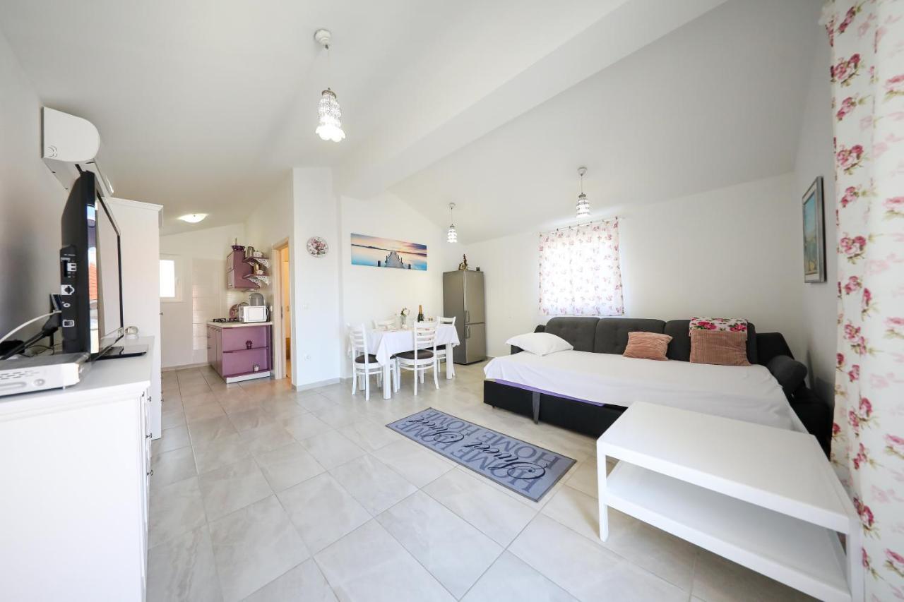 Holiday Home Ana Poljana  Εξωτερικό φωτογραφία